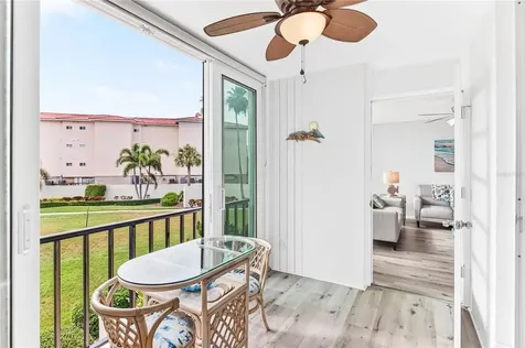 7400 Sun Island Drive S South Pasadena FL 33707