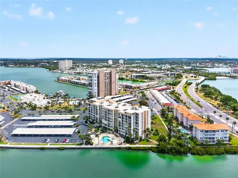 7400 Sun Island Drive S South Pasadena FL 33707