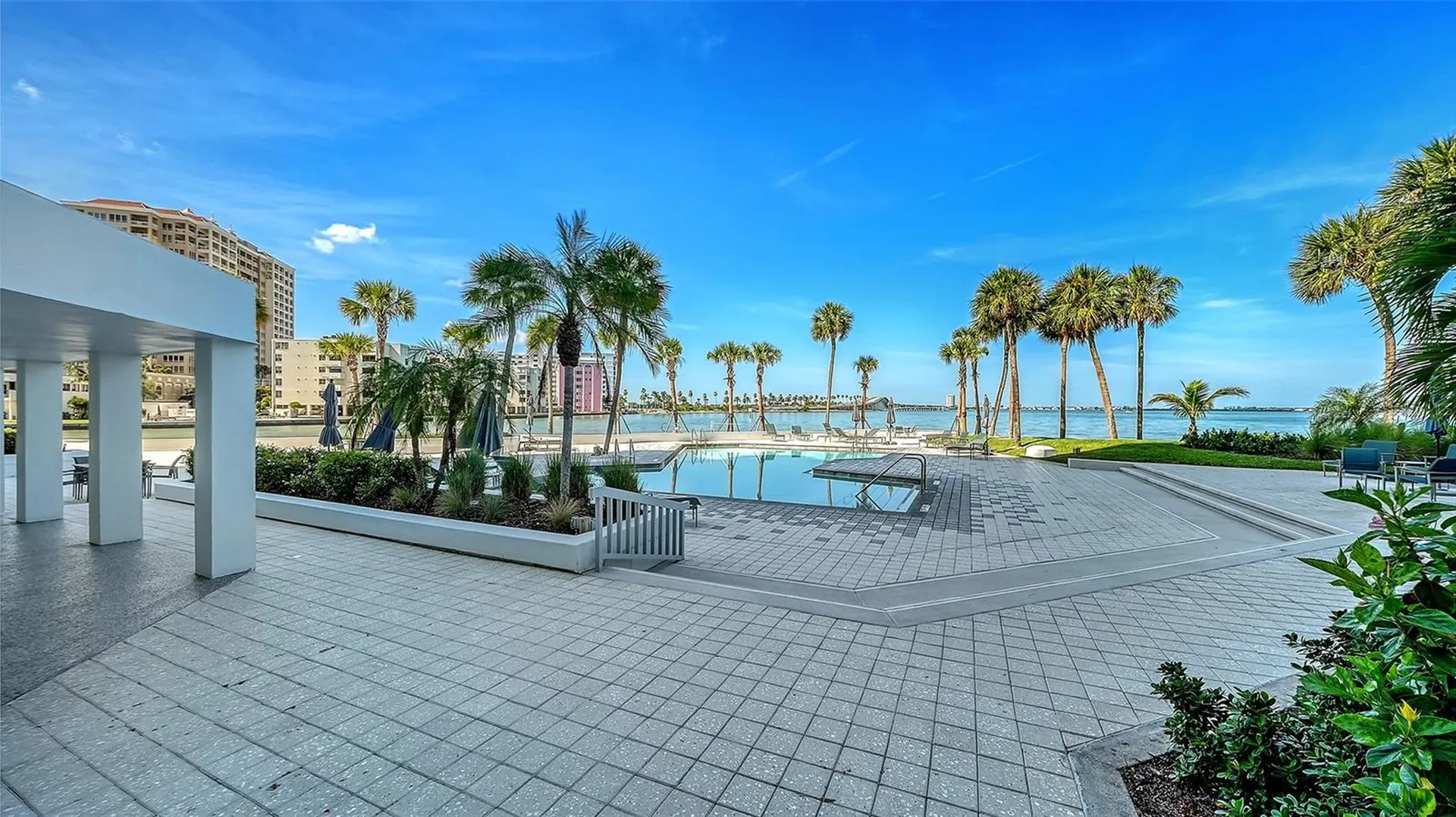 888 Blvd Of The Arts Sarasota FL 34236