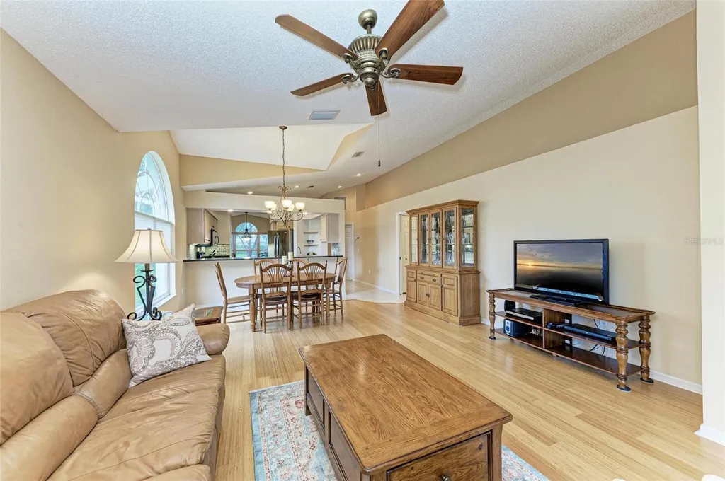 4936 Linsey Court Sarasota FL 34243
