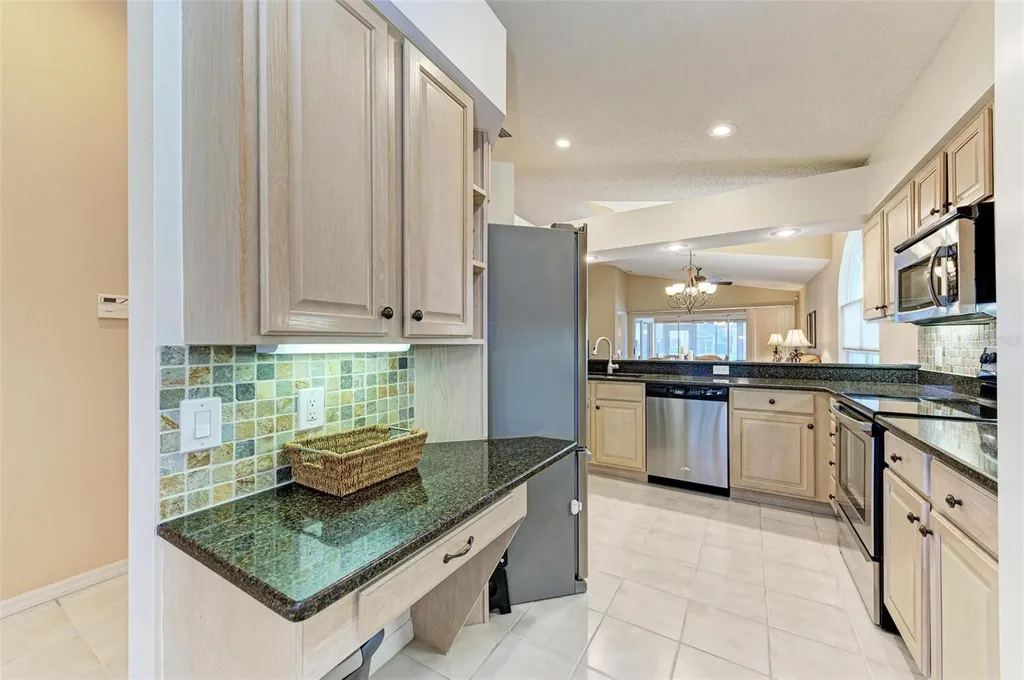 4936 Linsey Court Sarasota FL 34243