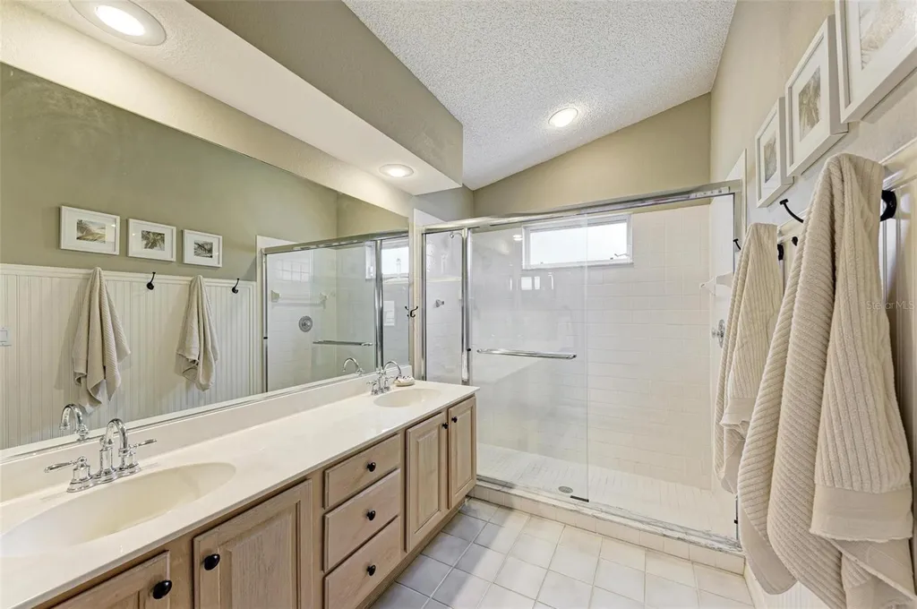 4936 Linsey Court Sarasota FL 34243