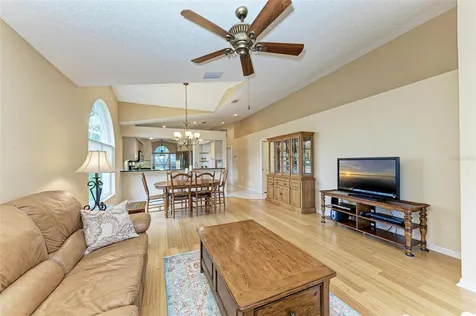 4936 Linsey Court Sarasota FL 34243