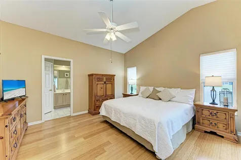 4936 Linsey Court Sarasota FL 34243