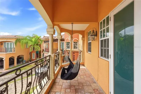 E-2 Brighton Country Club Dorado PR 00646