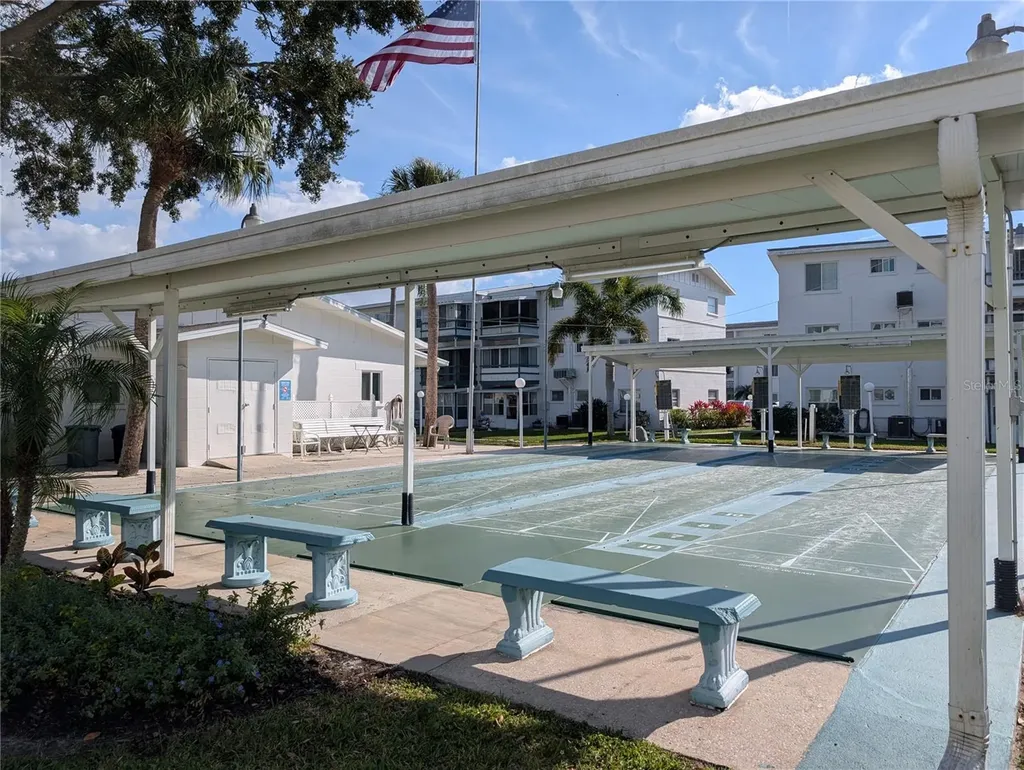 5872 Easy Street Bradenton FL 34207