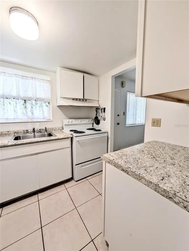 5872 Easy Street Bradenton FL 34207