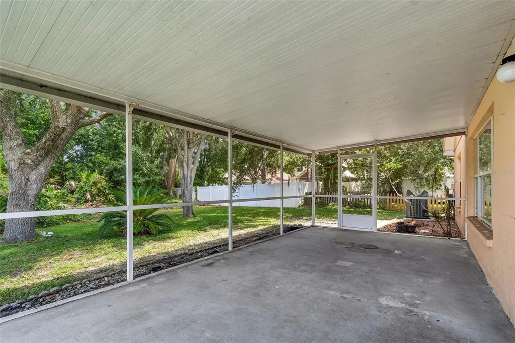 1103 Standing Reed Place Wesley Chapel FL 33543