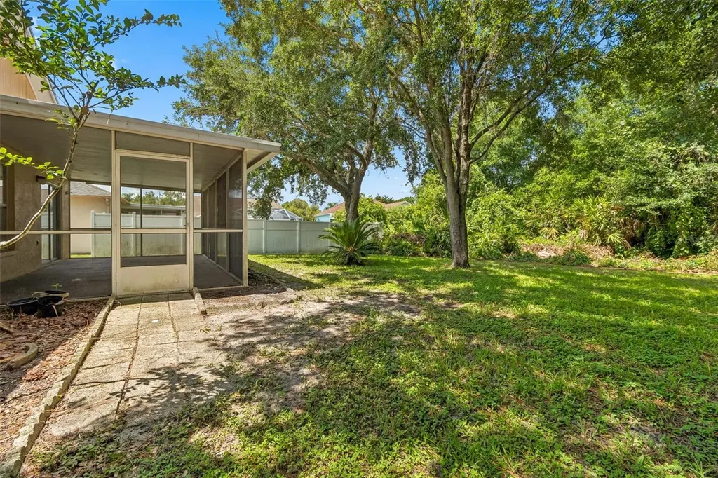 1103 Standing Reed Place Wesley Chapel FL 33543