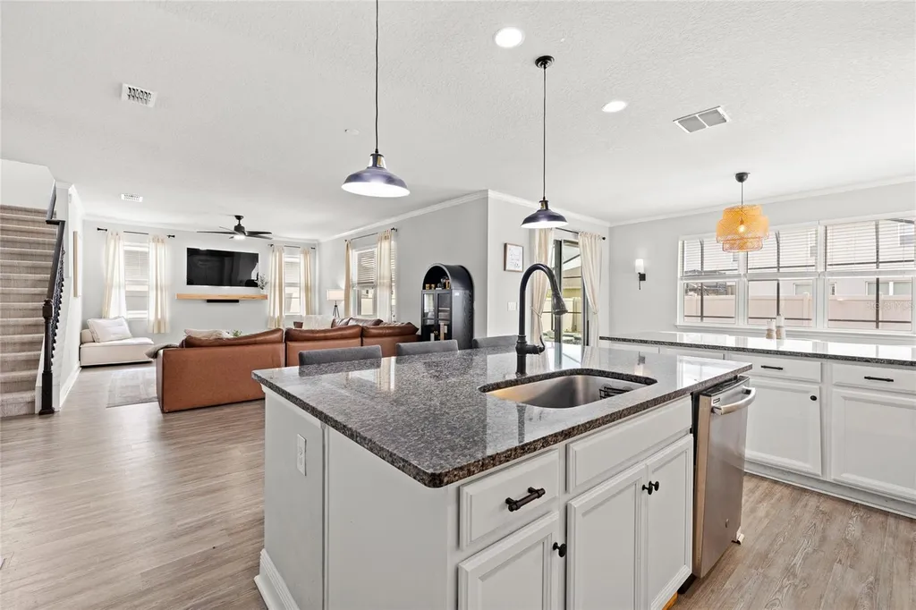 368 Summer Squall Road Davenport FL 33837