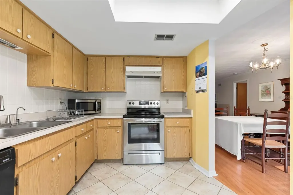 2844 Countrybrook Drive Palm Harbor FL 34684