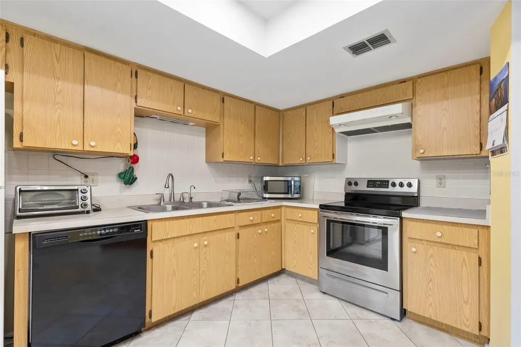 2844 Countrybrook Drive Palm Harbor FL 34684