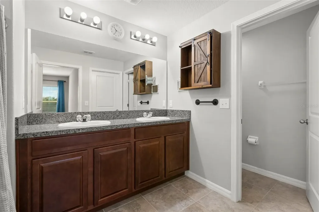 10515 Carloway Hills Drive Wimauma FL 33598
