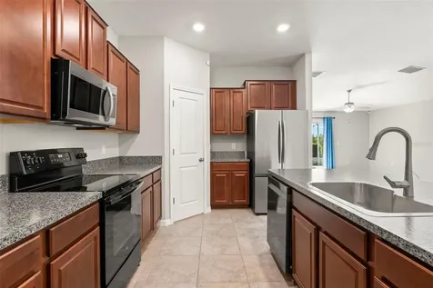 10515 Carloway Hills Drive Wimauma FL 33598