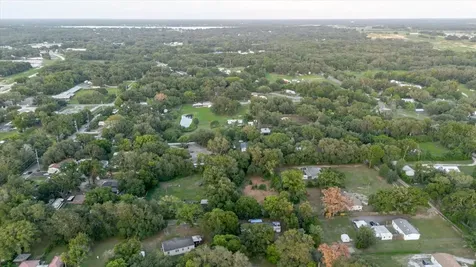 11152 Galaxy Lane Thonotosassa FL 33592