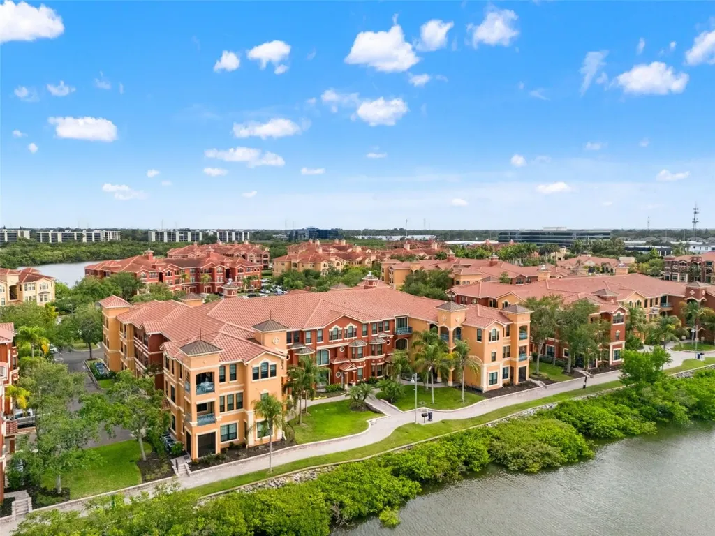 2738 Via Tivoli Clearwater FL 33764