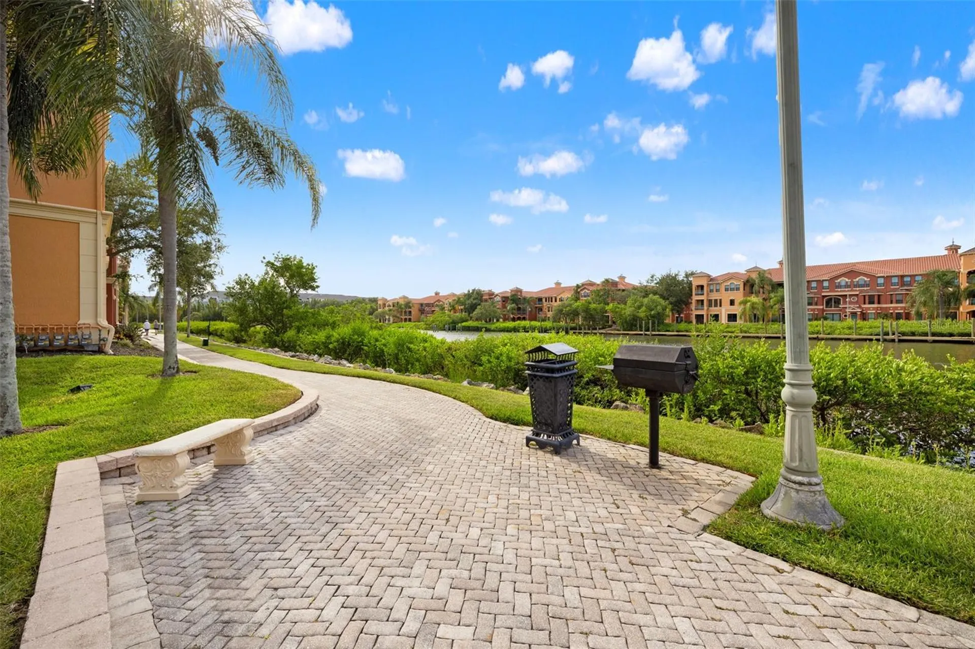 2738 Via Tivoli Clearwater FL 33764