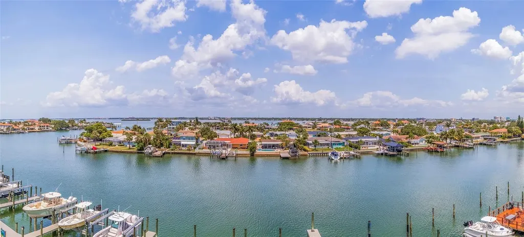 415 Island Way Clearwater Beach FL 33767