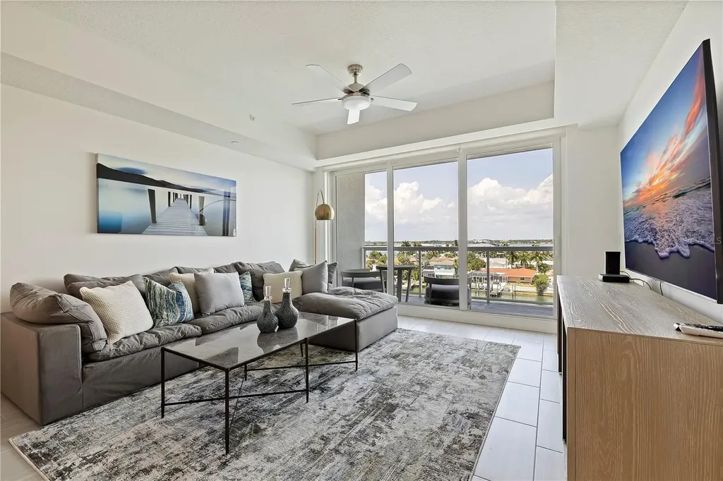 415 Island Way Clearwater Beach FL 33767