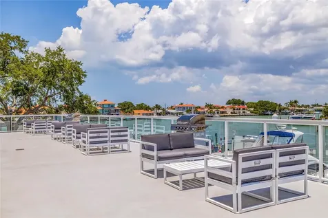 415 Island Way Clearwater Beach FL 33767