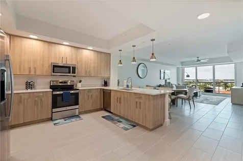415 Island Way Clearwater Beach FL 33767