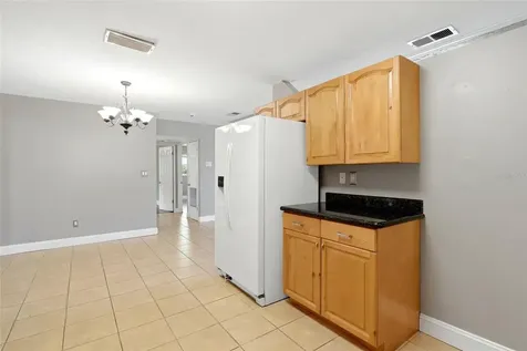 5697 33rd Avenue N St Petersburg FL 33710