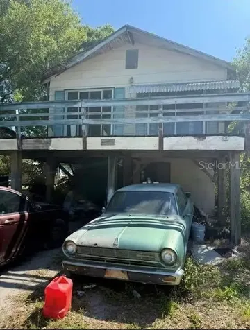 7621 16th Street E Sarasota FL 34243
