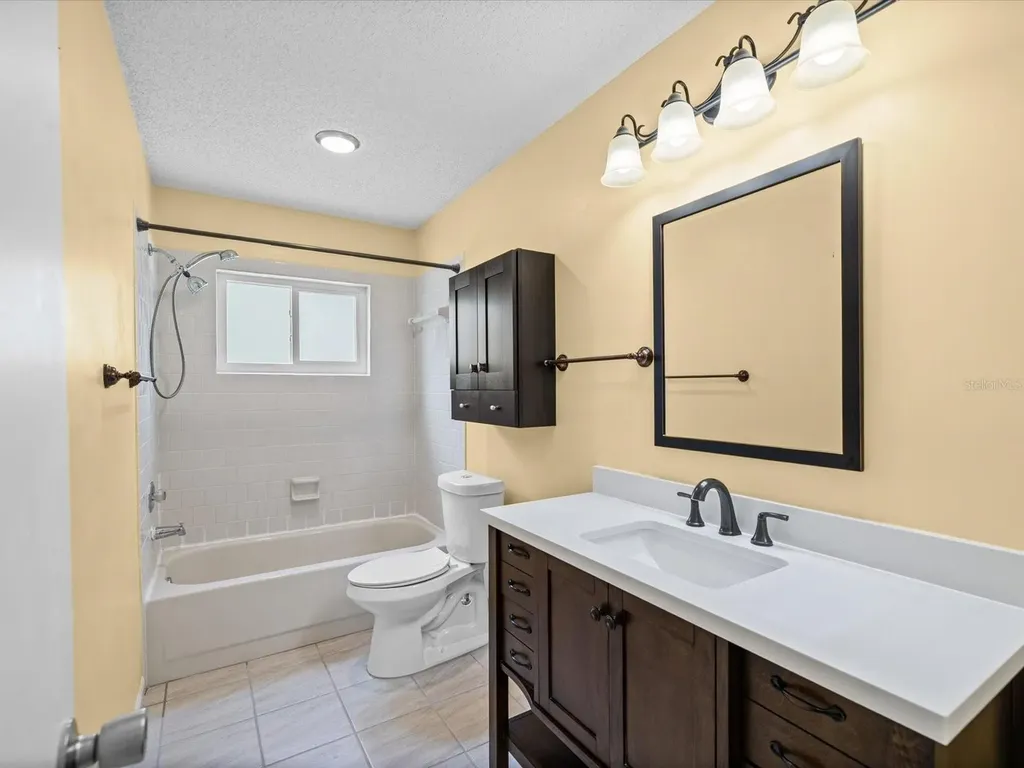 1105 Tuxford Drive Brandon FL 33511