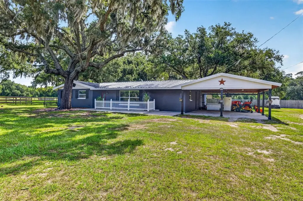 5702 Tindale Road Plant City FL 33565
