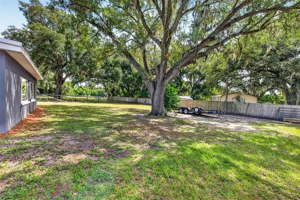 5702 Tindale Road Plant City FL 33565