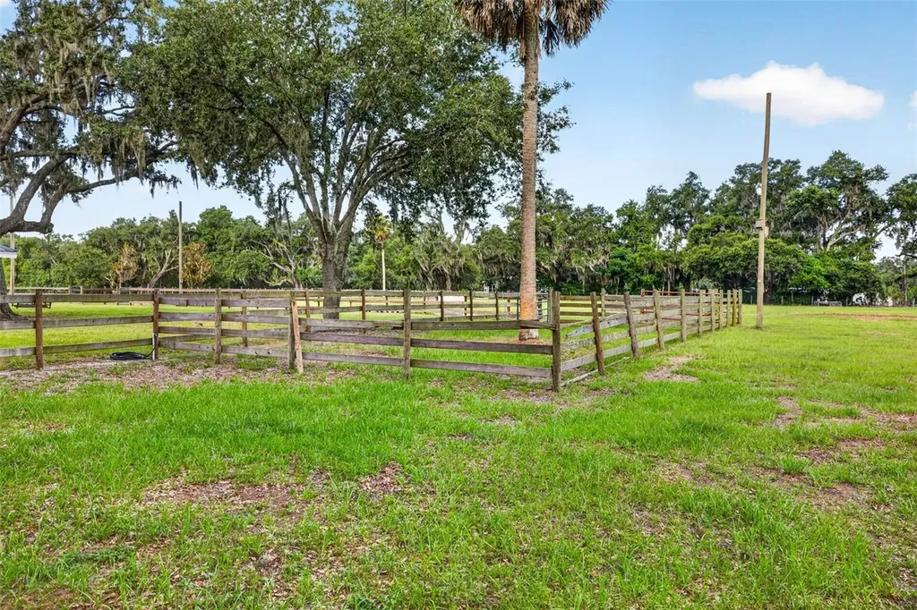 5702 Tindale Road Plant City FL 33565