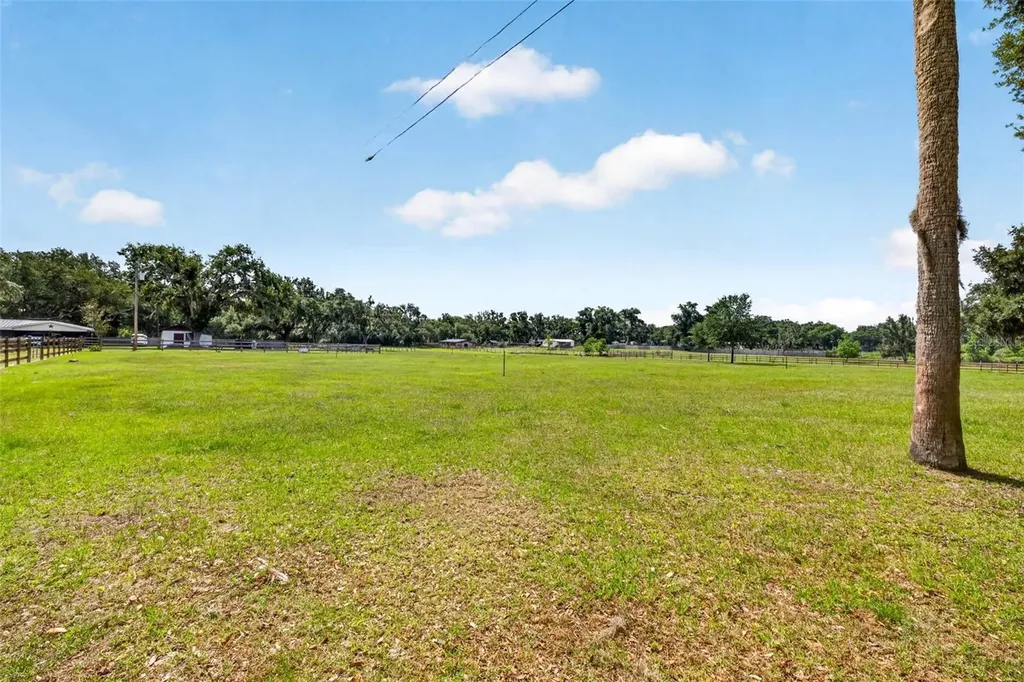 5702 Tindale Road Plant City FL 33565