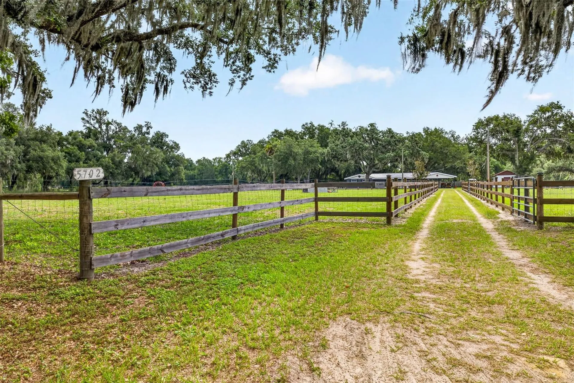 5702 Tindale Road Plant City FL 33565
