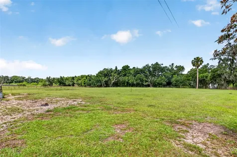 5702 Tindale Road Plant City FL 33565