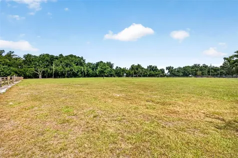 5702 Tindale Road Plant City FL 33565