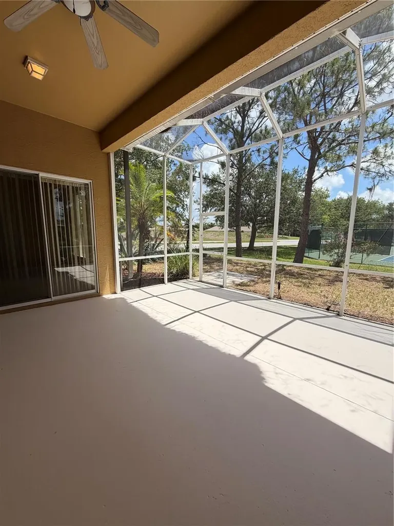 2708 Wood Pointe Drive Holiday FL 34691