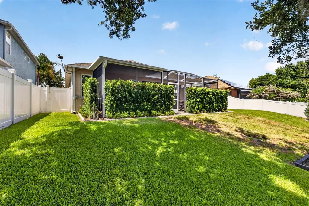 31218 Alchester Wesley Chapel FL 33543