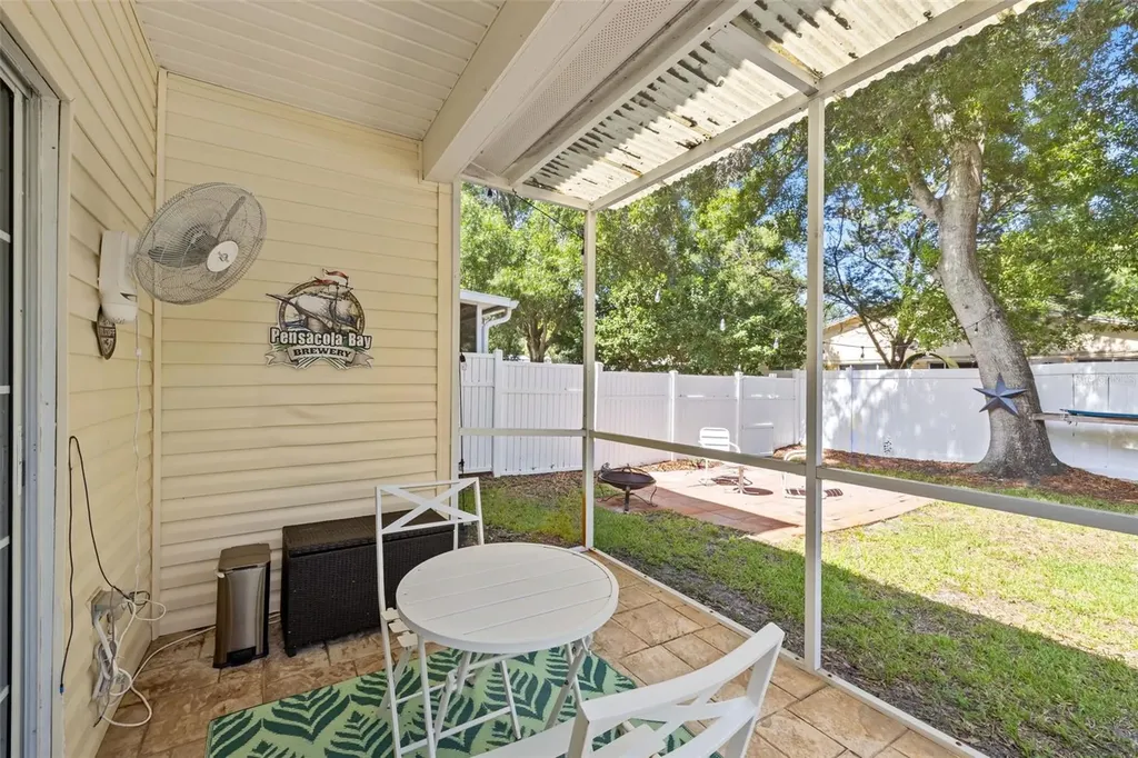 902 Woodbridge Court Safety Harbor FL 34695