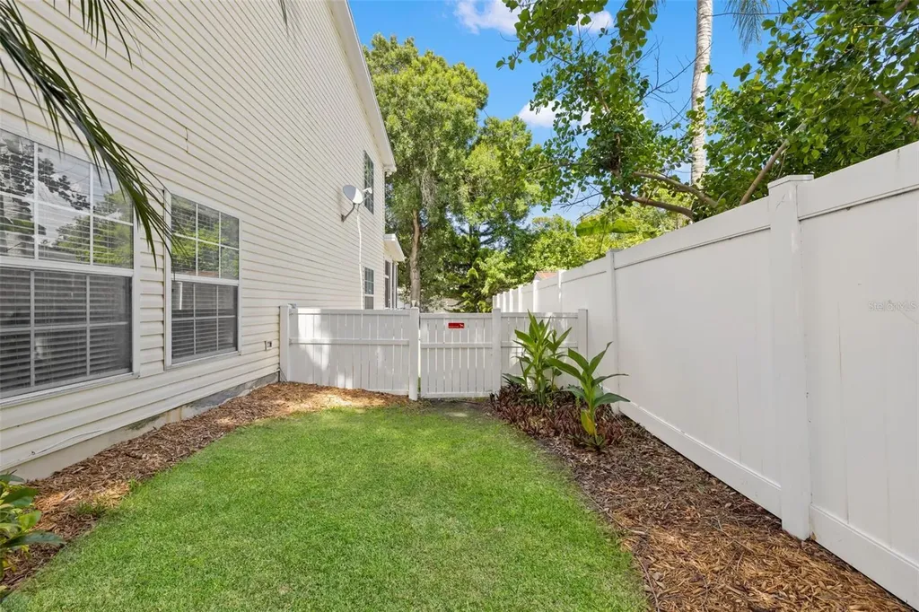 902 Woodbridge Court Safety Harbor FL 34695