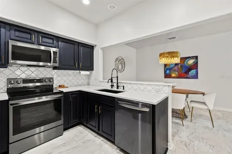 902 Woodbridge Court Safety Harbor FL 34695