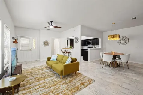 902 Woodbridge Court Safety Harbor FL 34695