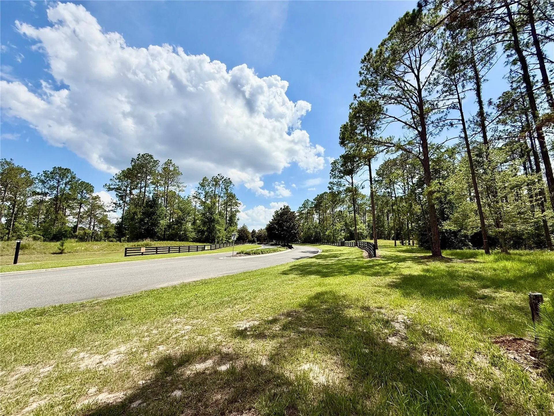 35135 Pinegate Trail Eustis FL 32736