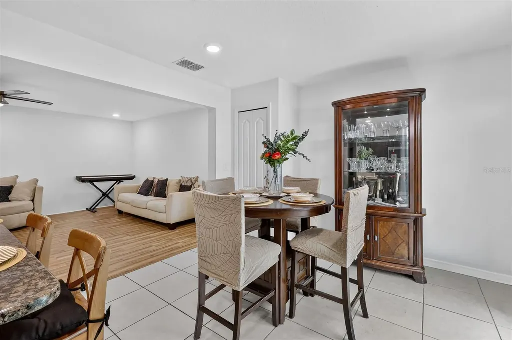 3747 Woodbury Hill Loop Lakeland FL 33810