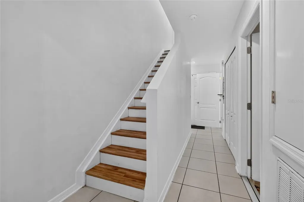 3747 Woodbury Hill Loop Lakeland FL 33810