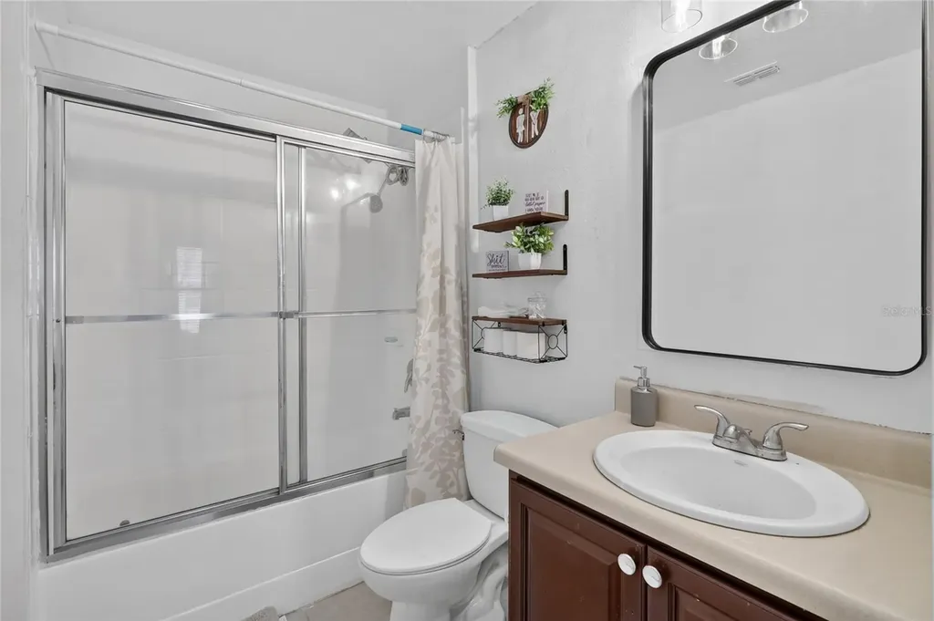 3747 Woodbury Hill Loop Lakeland FL 33810