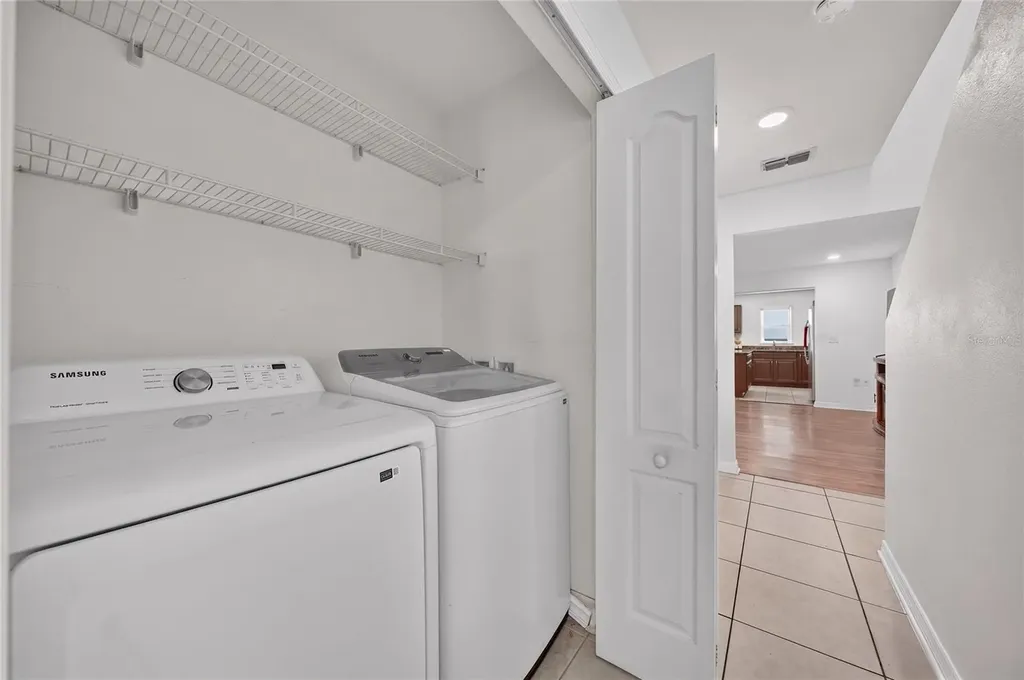 3747 Woodbury Hill Loop Lakeland FL 33810