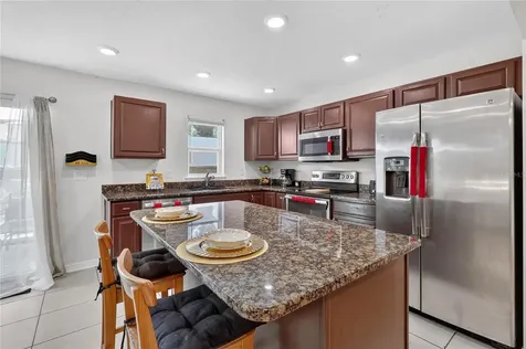 3747 Woodbury Hill Loop Lakeland FL 33810
