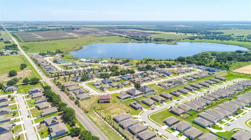 436 Hennepin Loop Lake Wales FL 33898