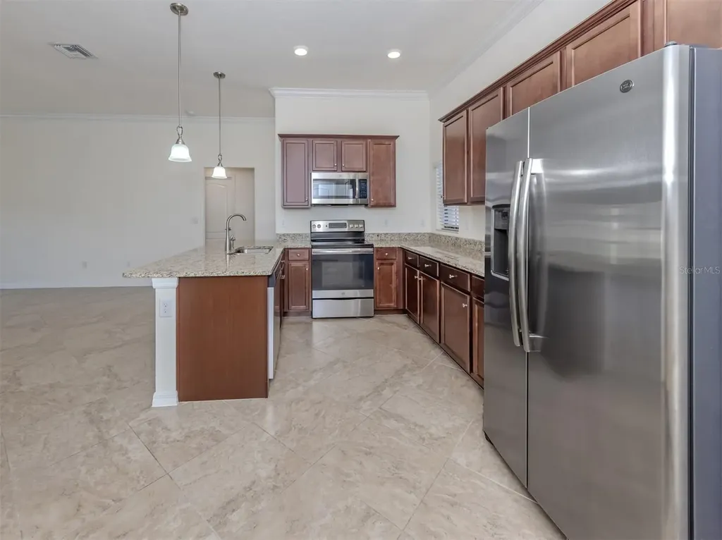 12490 Cinqueterre Drive Venice FL 34293