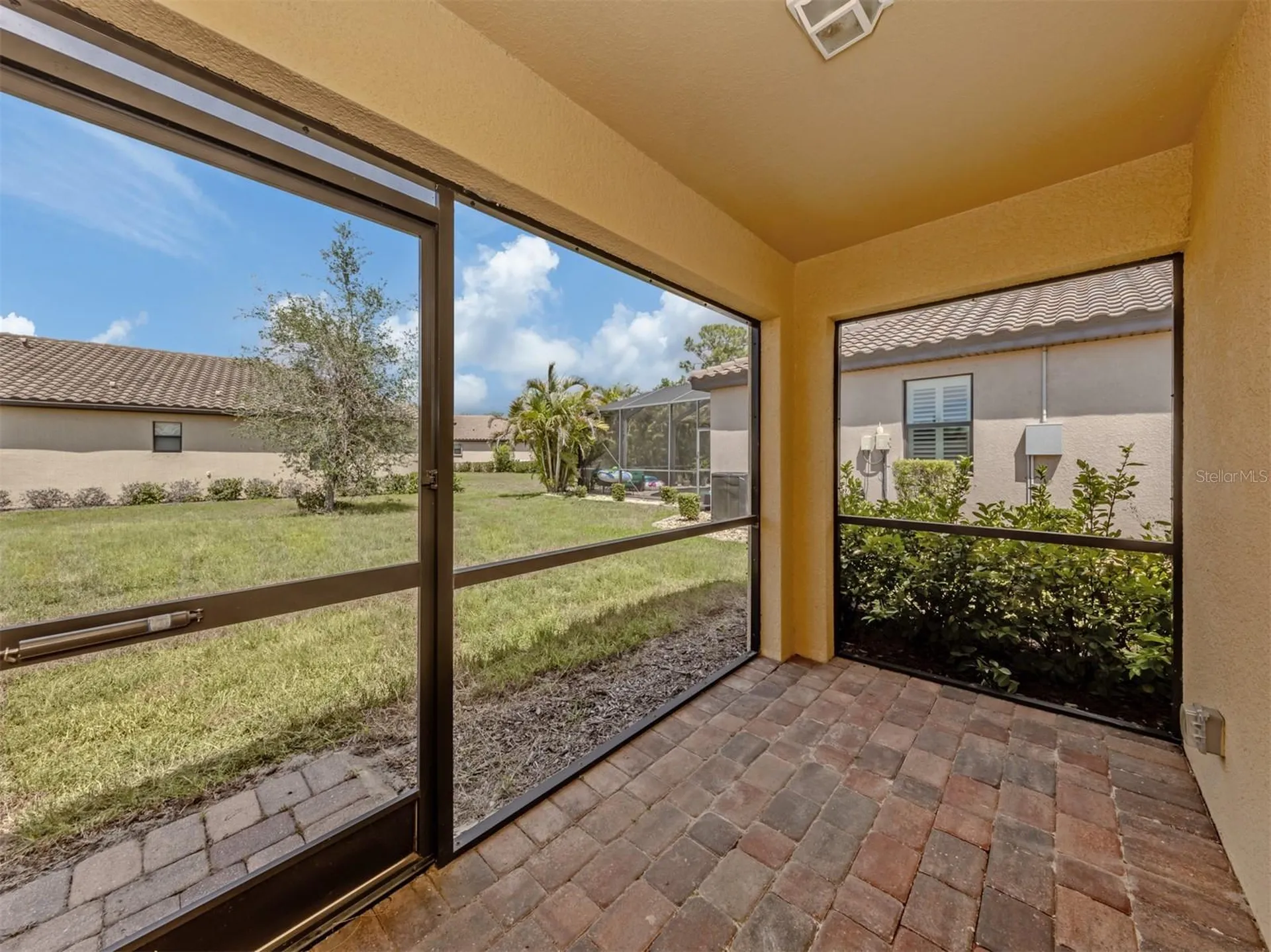 12490 Cinqueterre Drive Venice FL 34293